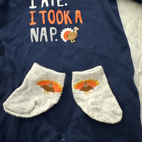 Thanksgiving Onesie 🍁 - Picture 4 of 5